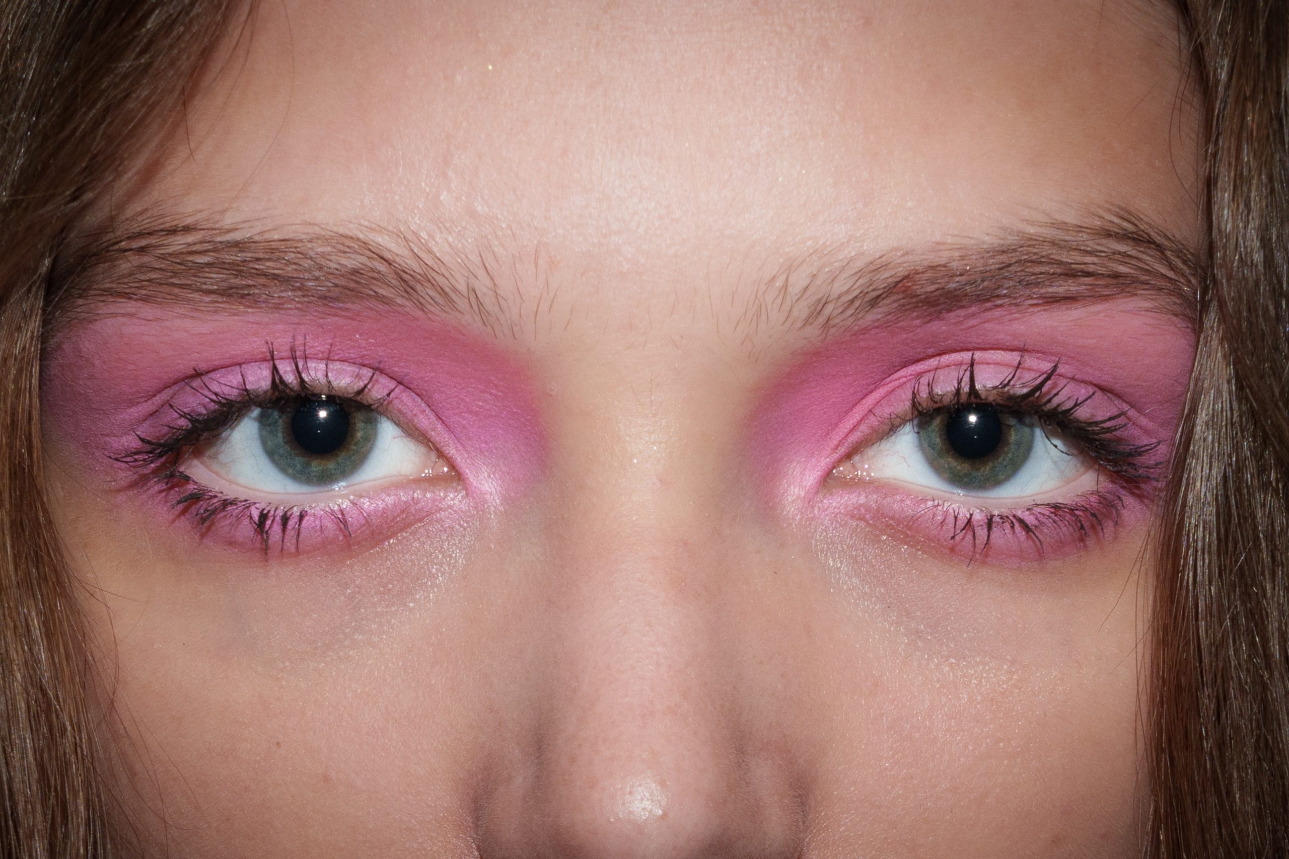 Mejkap trendovi za proleće 2026